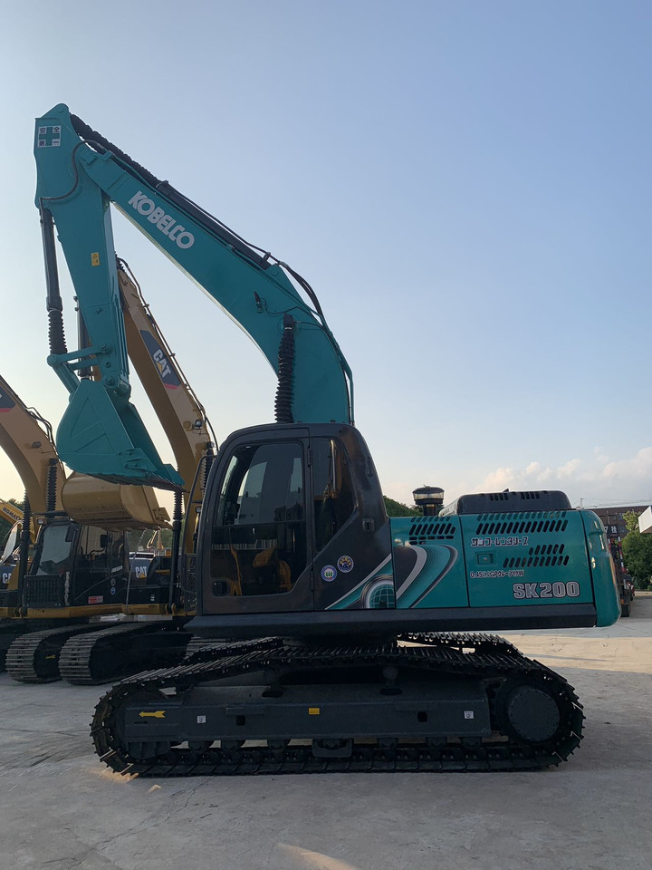 Kobelco Secondhand Excavator SK200 Cheap price - Beltegraver: bilde 3 Kobelco Secondhand Excavator SK200 Cheap price - Beltegraver: bilde 3