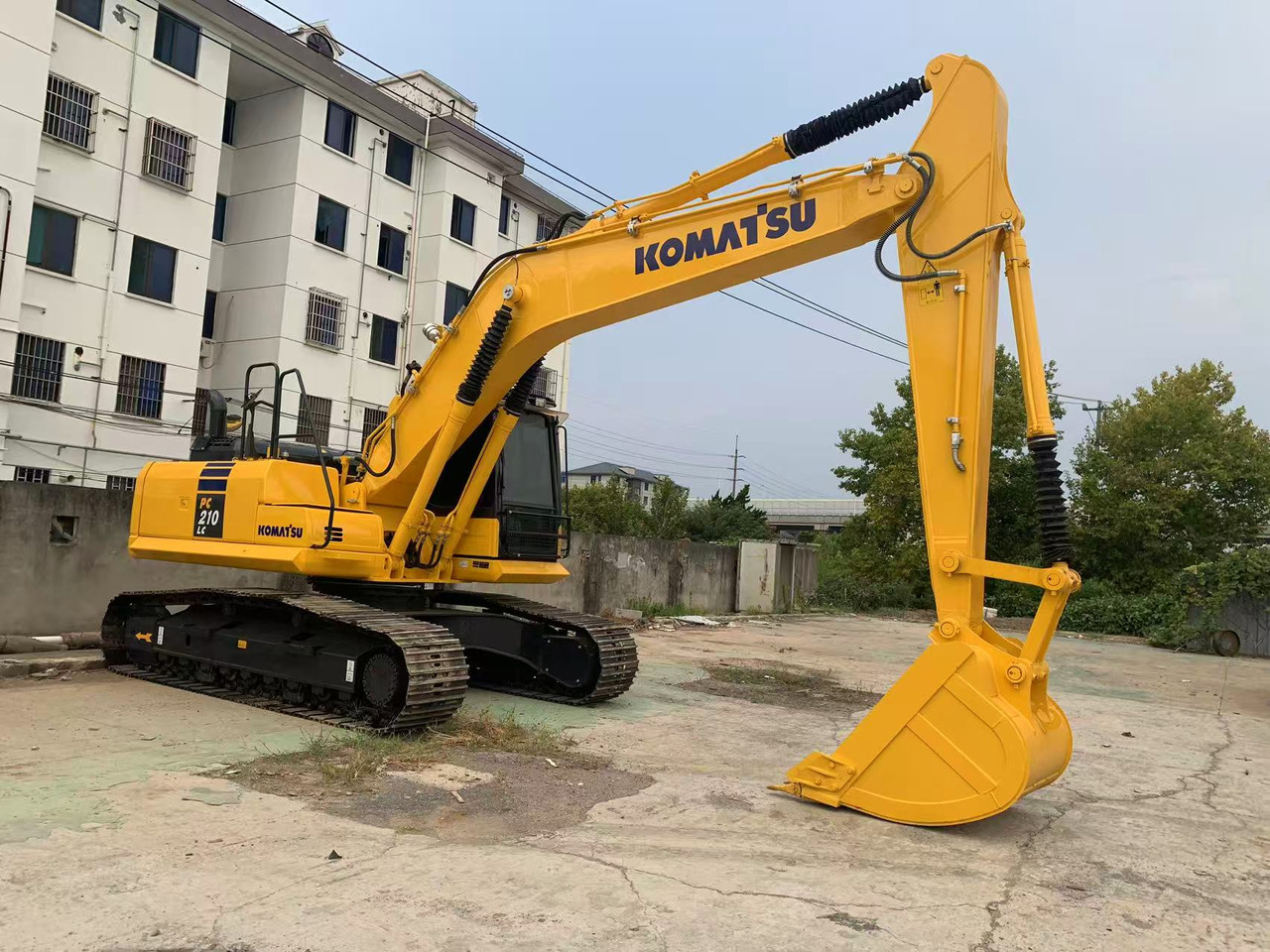 Komatsu Crawler Excavator PC210, PC200 Good Price Japan Excavator - Beltegraver: bilde 2 Komatsu Crawler Excavator PC210, PC200 Good Price Japan Excavator - Beltegraver: bilde 2