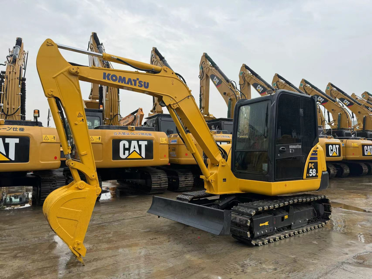 Komatsu PC58, PC56, PC55 Small Excavator With Rubber Tracks - Beltegraver: bilde 3 Komatsu PC58, PC56, PC55 Small Excavator With Rubber Tracks - Beltegraver: bilde 3