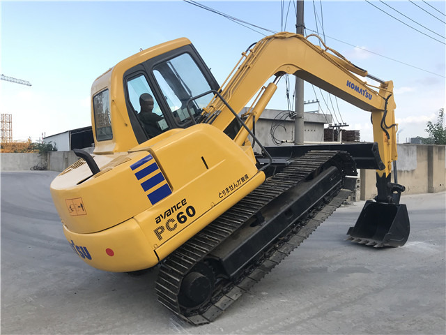 Komatsu PC60 Excavator 6 ton Small Digger Made in Japan - Beltegraver: bilde 3 Komatsu PC60 Excavator 6 ton Small Digger Made in Japan - Beltegraver: bilde 3