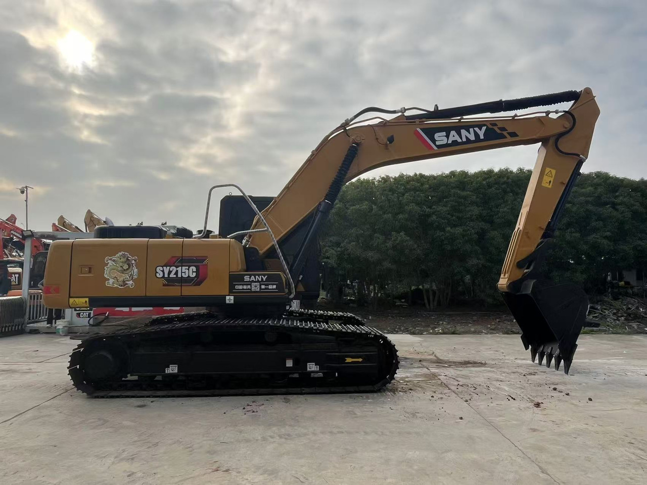 Sany SY215C Used Excavator Mitsubishi Engine - Beltegraver: bilde 1 Sany SY215C Used Excavator Mitsubishi Engine - Beltegraver: bilde 1