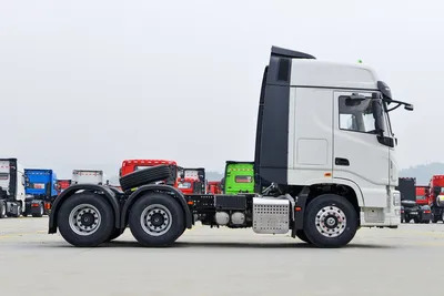 10-Wheeler Tractor Unit Dongfeng Kl Kc 520 Dumper Truck Chassis - Trekkvogn: bilde 1 10-Wheeler Tractor Unit Dongfeng Kl Kc 520 Dumper Truck Chassis - Trekkvogn: bilde 1