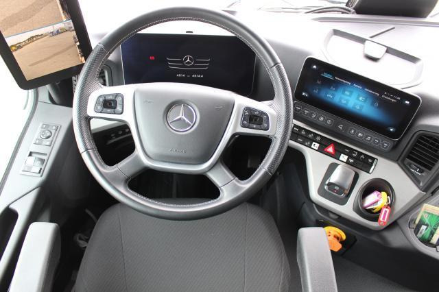 Interior photo 1: Krokbil Mercedes-Benz eActros 300 L Interior photo 1: Krokbil Mercedes-Benz eActros 300 L