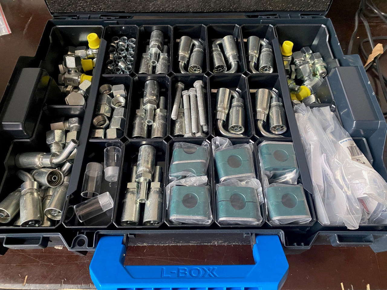 O&K Terex RH40 RH90 RH120 RH170 RH340 Assortment boxes 6004430 4042752 535-4519 6005000 4042756 535-4535 - Reservedeler for Gravemaskin: bilde 1 O&K Terex RH40 RH90 RH120 RH170 RH340 Assortment boxes 6004430 4042752 535-4519 6005000 4042756 535-4535 - Reservedeler for Gravemaskin: bilde 1