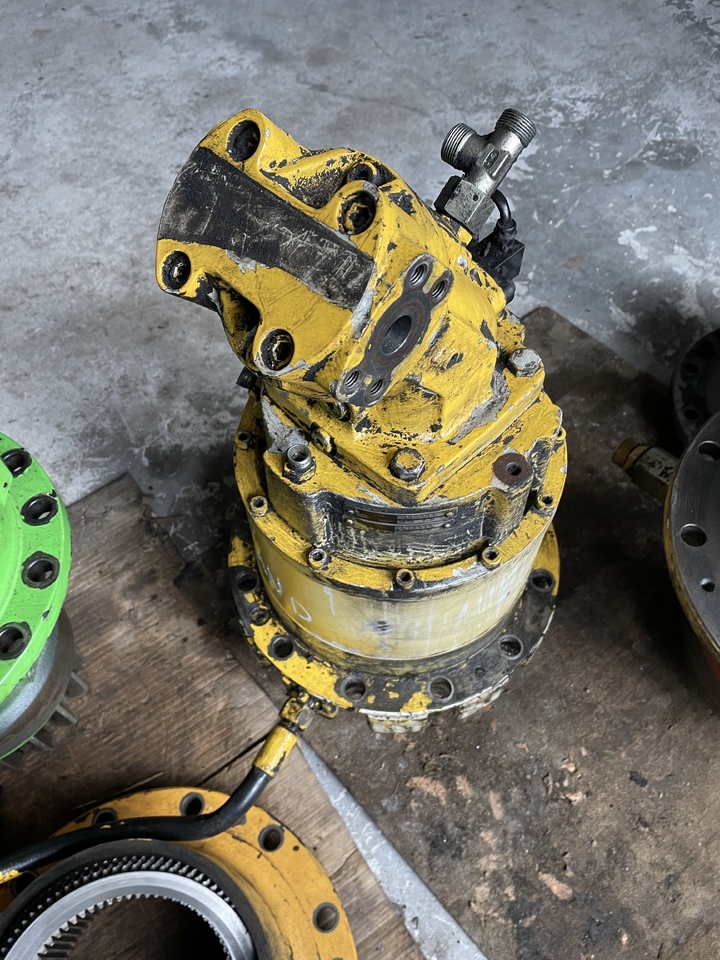 NEW HOLLAND Mh plus - Svingmotor for Gravemaskin: bilde 2 NEW HOLLAND Mh plus - Svingmotor for Gravemaskin: bilde 2