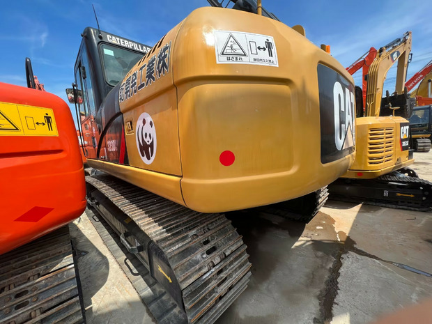 2020 Caterpillar 323D - Beltegraver: bilde 1 2020 Caterpillar 323D - Beltegraver: bilde 1