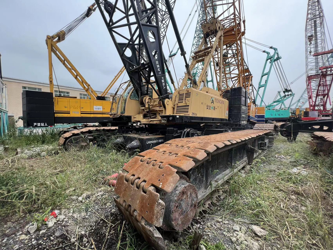 Hitachi-sumitomo SCX2500 - Beltegående kran: bilde 1 Hitachi-sumitomo SCX2500 - Beltegående kran: bilde 1