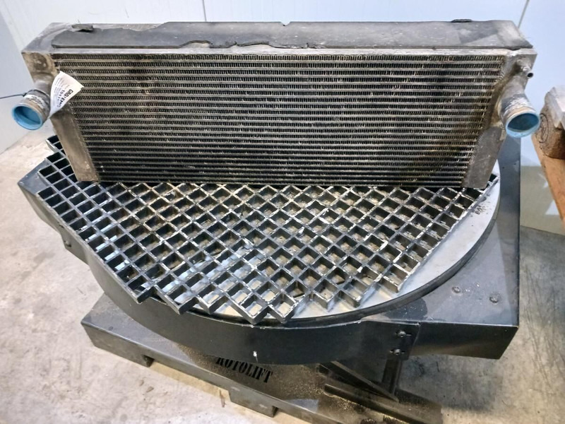 Liebherr A904C Li / R900C Li - Intercooler: bilde 1 Liebherr A904C Li / R900C Li - Intercooler: bilde 1