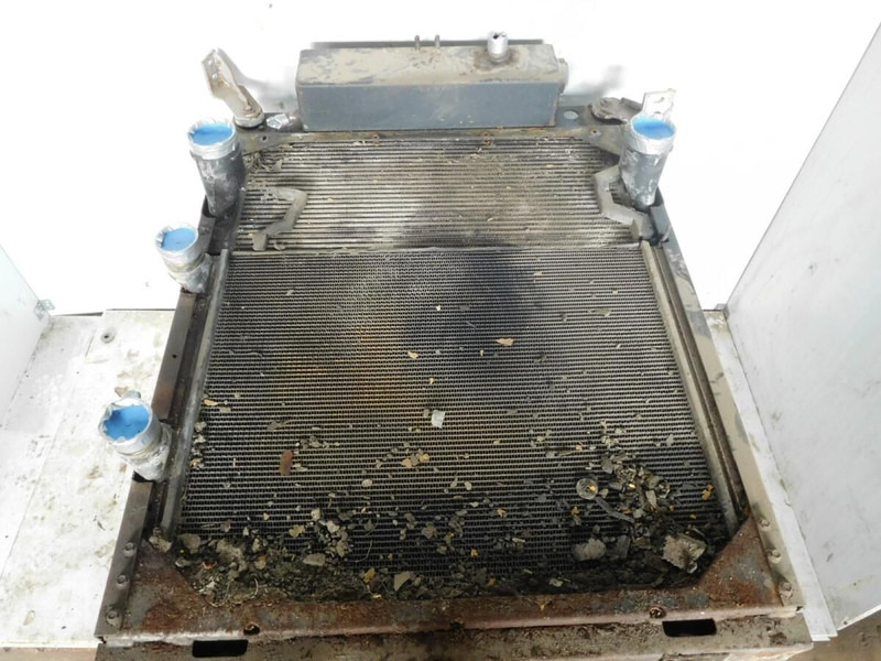 Liebherr Combined Radiator - Radiator: bilde 2 Liebherr Combined Radiator - Radiator: bilde 2