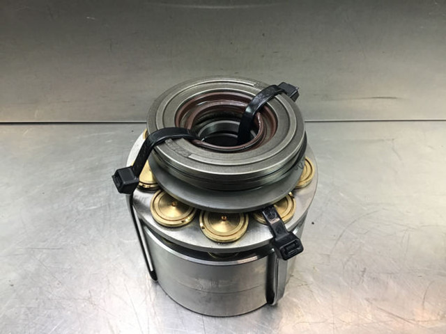 Liebherr Cylinder FMF045 - Hydraulisk sylinder: bilde 2 Liebherr Cylinder FMF045 - Hydraulisk sylinder: bilde 2
