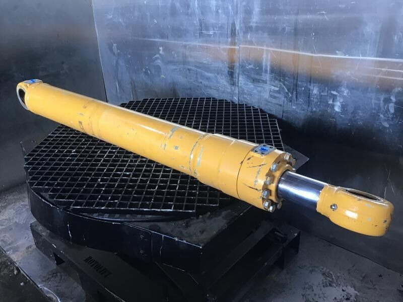 Liebherr Cylinder - Hydraulisk sylinder: bilde 1 Liebherr Cylinder - Hydraulisk sylinder: bilde 1