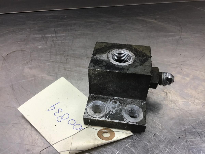 Liebherr Distributor Block - Motor og deler: bilde 2 Liebherr Distributor Block - Motor og deler: bilde 2