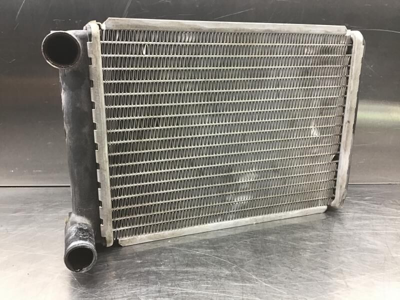 Liebherr L580 / L524 / L538 - Radiator: bilde 1 Liebherr L580 / L524 / L538 - Radiator: bilde 1