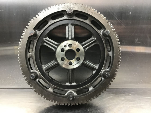 Liebherr - Svinghjul: bilde 1 Liebherr - Svinghjul: bilde 1