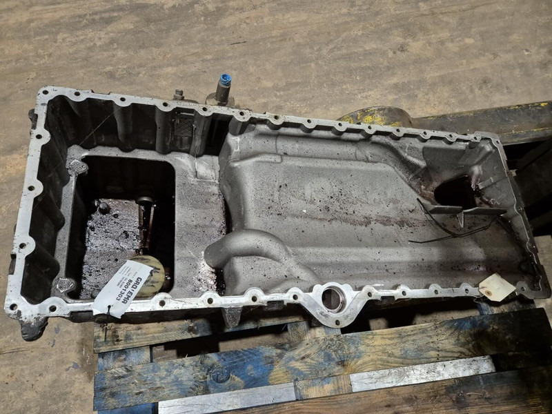 Liebherr Oil Sump - Veivhus: bilde 1 Liebherr Oil Sump - Veivhus: bilde 1