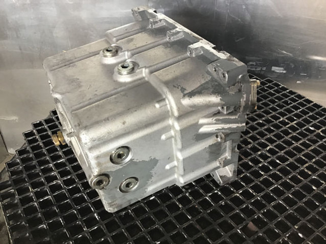 Veivhus Liebherr Oil Sump: bilde 6