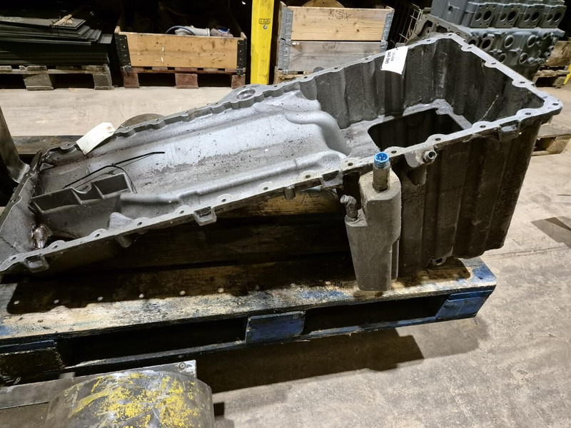 Liebherr Oil Sump - Veivhus: bilde 3 Liebherr Oil Sump - Veivhus: bilde 3