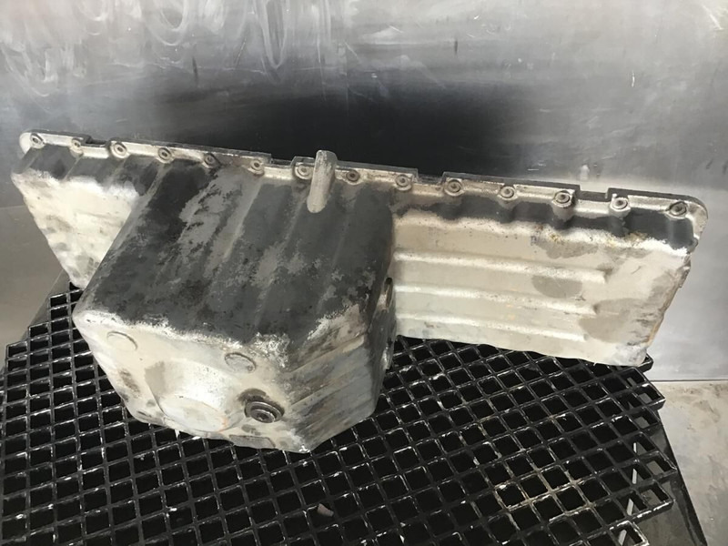Liebherr Oil Sump - Veivhus: bilde 3 Liebherr Oil Sump - Veivhus: bilde 3