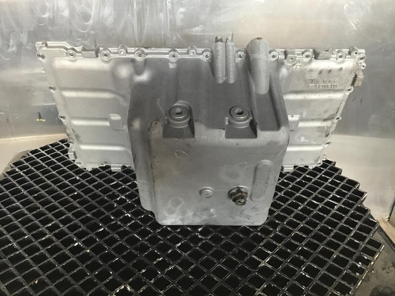 Liebherr Oil Sump - Veivhus: bilde 3 Liebherr Oil Sump - Veivhus: bilde 3