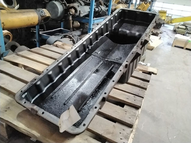 Liebherr Oil Sump - Veivhus: bilde 4 Liebherr Oil Sump - Veivhus: bilde 4