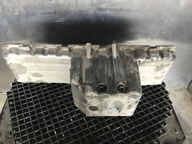 Liebherr Oil Sump - Veivhus: bilde 1 Liebherr Oil Sump - Veivhus: bilde 1
