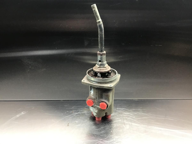 Liebherr Pilot Control Unit - Girspak: bilde 1 Liebherr Pilot Control Unit - Girspak: bilde 1