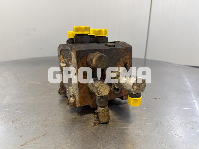 Liebherr R922 / R926 K-LC / R946 LC / R946 LC-V / R946 NLC / R922 Li / R922 LC / R922 ENGINE LIEBHERR / R926 LC / R920 / R920 LC / R920 N - Hydraulikk: bilde 3 Liebherr R922 / R926 K-LC / R946 LC / R946 LC-V / R946 NLC / R922 Li / R922 LC / R922 ENGINE LIEBHERR / R926 LC / R920 / R920 LC / R920 N - Hydraulikk: bilde 3