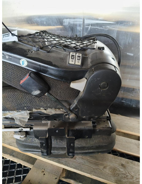 Liebherr R926 COMP - Sete: bilde 2 Liebherr R926 COMP - Sete: bilde 2