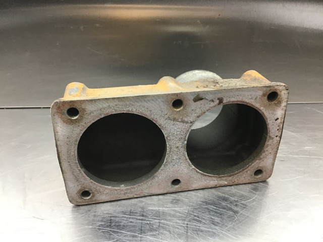 Kjølesystem Liebherr Thermostat Housing: bilde 7 Kjølesystem Liebherr Thermostat Housing: bilde 7