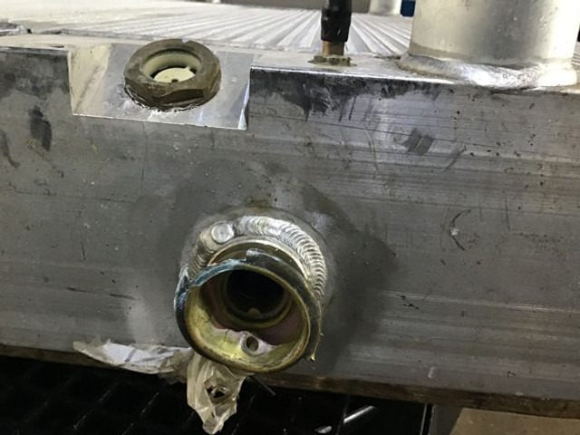 Liebherr Water Cooler - Intercooler: bilde 3 Liebherr Water Cooler - Intercooler: bilde 3