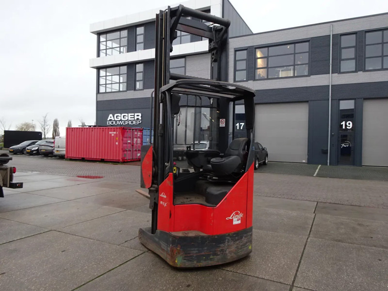 Linde R16X / 1600 kg / Reachtruck / Only for parts! - Reachtruck: bilde 4 Linde R16X / 1600 kg / Reachtruck / Only for parts! - Reachtruck: bilde 4
