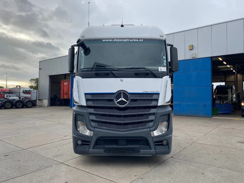 Mercedes-Benz Actros 1845 / Stream Space / Retarder / 2x Tank - Trekkvogn: bilde 2 Mercedes-Benz Actros 1845 / Stream Space / Retarder / 2x Tank - Trekkvogn: bilde 2