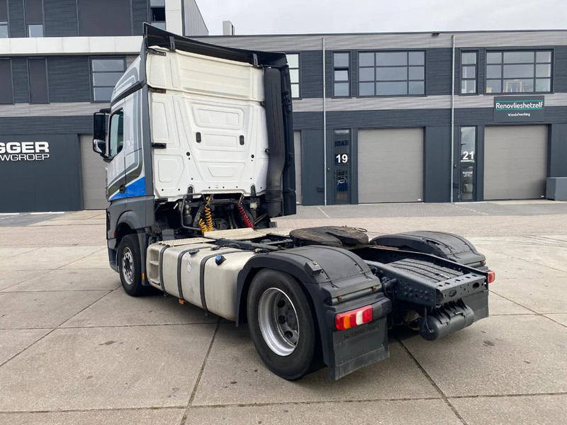 Mercedes-Benz Actros 1845 / Stream Space / Retarder / 2x Tank - Trekkvogn: bilde 4 Mercedes-Benz Actros 1845 / Stream Space / Retarder / 2x Tank - Trekkvogn: bilde 4