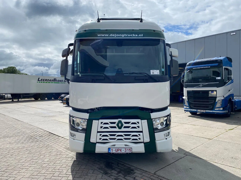Renault T520 Comfort / 6x2/4 / Steering Axle / Hub Reduction / 208.250Km - Trekkvogn: bilde 2 Renault T520 Comfort / 6x2/4 / Steering Axle / Hub Reduction / 208.250Km - Trekkvogn: bilde 2
