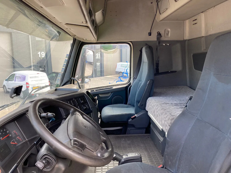 Trekkvogn Volvo FH 12.420 6X2 / Steering Axle / 2x Tank / Euro 5: bilde 6