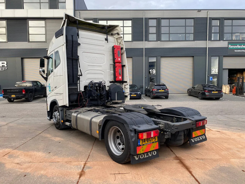 Volvo FH 13.460 Globetrotter / Mega / Retarder / 2x Tank / Full Air - Trekkvogn: bilde 4 Volvo FH 13.460 Globetrotter / Mega / Retarder / 2x Tank / Full Air - Trekkvogn: bilde 4