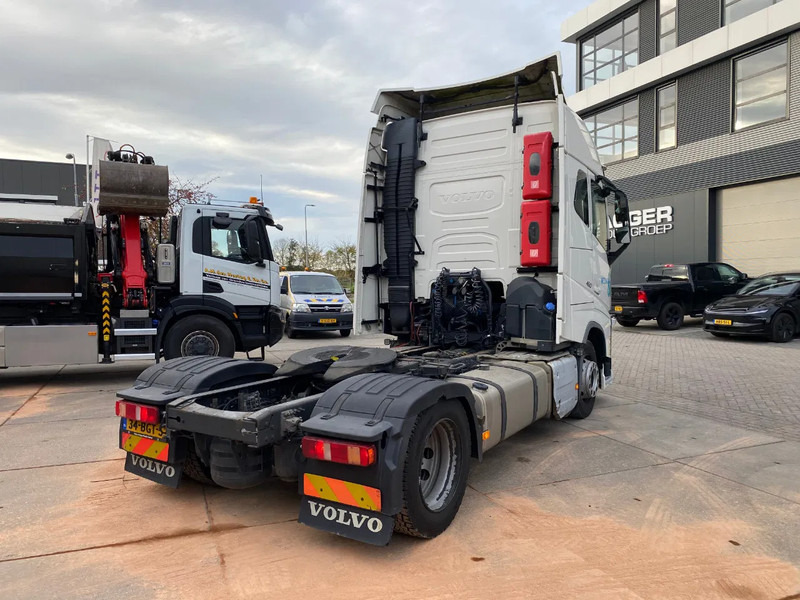 Volvo FH 13.460 Globetrotter / Mega / Retarder / 2x Tank / Full Air - Trekkvogn: bilde 5 Volvo FH 13.460 Globetrotter / Mega / Retarder / 2x Tank / Full Air - Trekkvogn: bilde 5