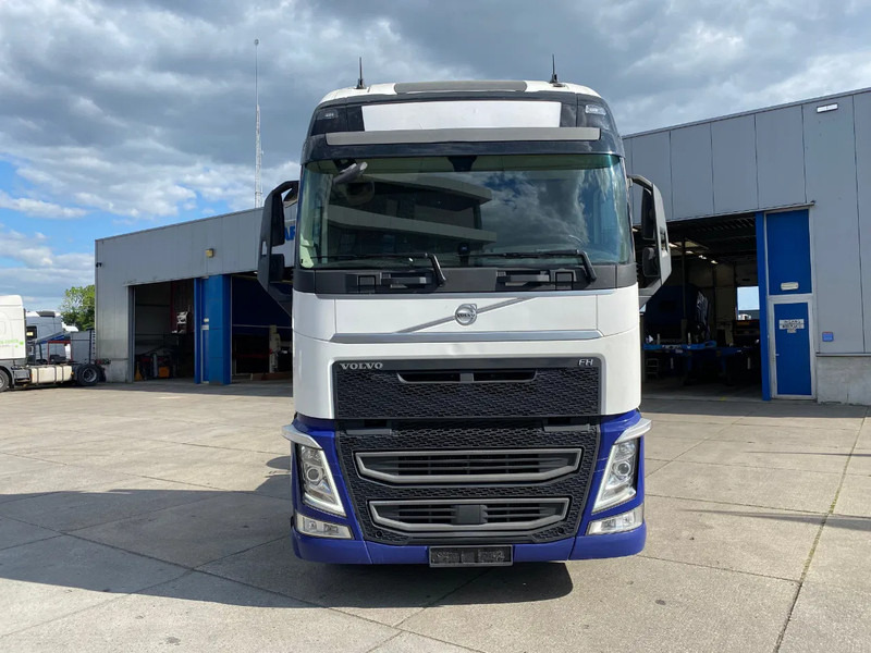 Volvo FH 13.500 Globetrotter XL / I-Park Cool / 2x Tank / Euro 6D - Trekkvogn: bilde 2 Volvo FH 13.500 Globetrotter XL / I-Park Cool / 2x Tank / Euro 6D - Trekkvogn: bilde 2
