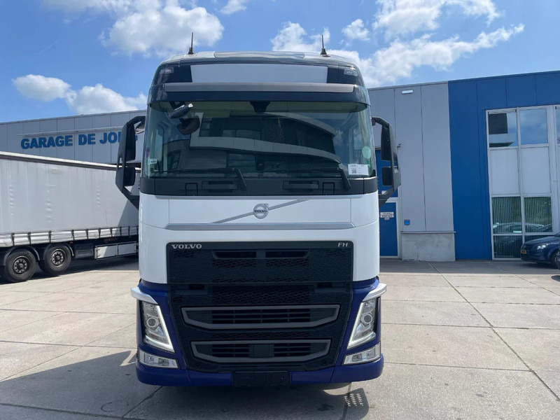 Volvo FH 13.500 Globetrotter XL / I-parkCool / 2x Tank - Trekkvogn: bilde 2 Volvo FH 13.500 Globetrotter XL / I-parkCool / 2x Tank - Trekkvogn: bilde 2