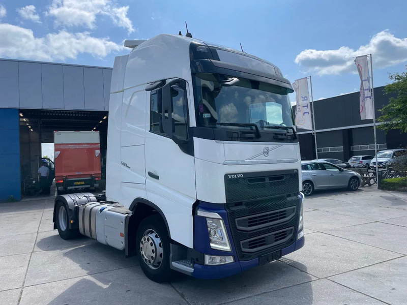 Volvo FH 13.500 Globetrotter XL / I-parkCool / 2x Tank - Trekkvogn: bilde 3 Volvo FH 13.500 Globetrotter XL / I-parkCool / 2x Tank - Trekkvogn: bilde 3