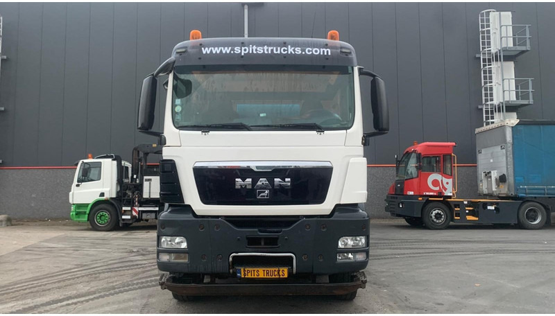 MAN TGS 35.360 Liebherr + 9M3 - Betongbil: bilde 2 MAN TGS 35.360 Liebherr + 9M3 - Betongbil: bilde 2