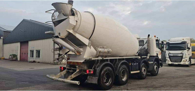 Scania P410 Mixer 9m3 LIEBHERR - Betongbil: bilde 5 Scania P410 Mixer 9m3 LIEBHERR - Betongbil: bilde 5