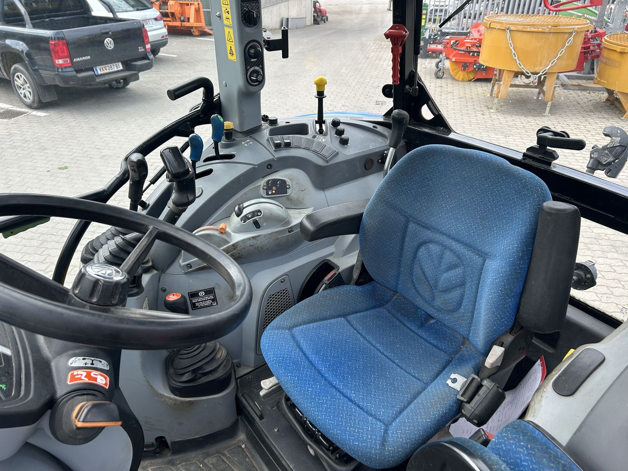 New Holland T4.105 - Traktor: bilde 5 New Holland T4.105 - Traktor: bilde 5