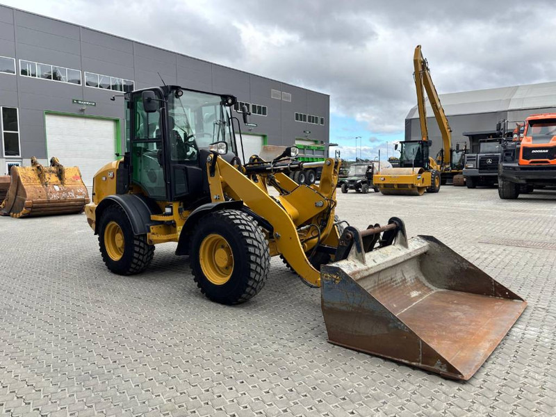 Cat 908 M - Hjullaster: bilde 2 Cat 908 M - Hjullaster: bilde 2