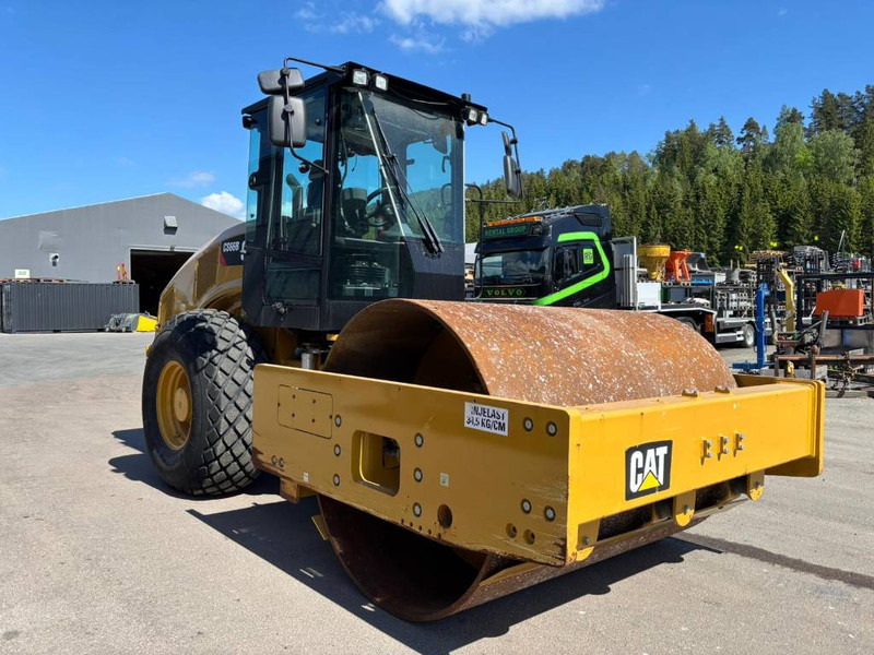 Cat CS 66 B - Vals: bilde 2 Cat CS 66 B - Vals: bilde 2