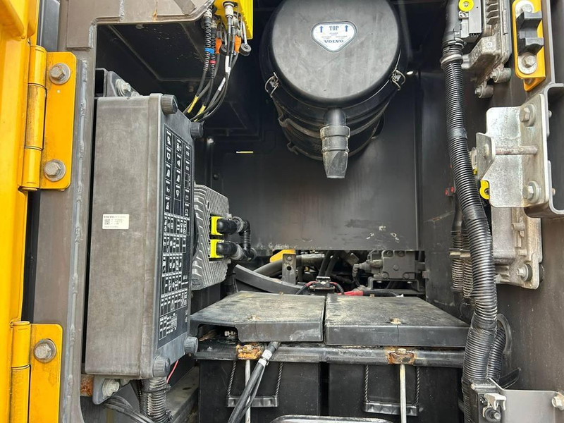 Beltegraver Volvo EC 300 EL: bilde 15