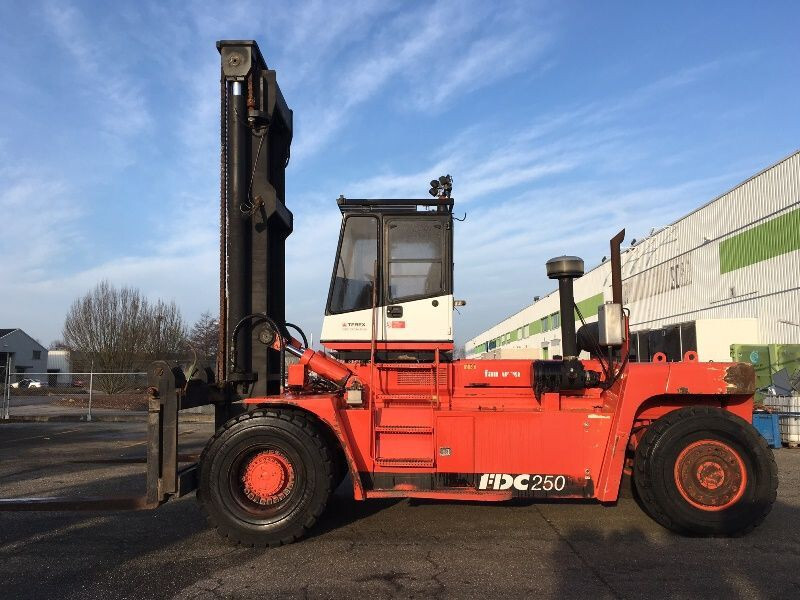 Fantuzzi FDC250 - Dieseltruck: bilde 3 Fantuzzi FDC250 - Dieseltruck: bilde 3