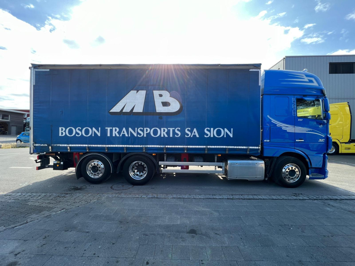 DAF XF510 6x2 - Kapellbil: bilde 4 DAF XF510 6x2 - Kapellbil: bilde 4