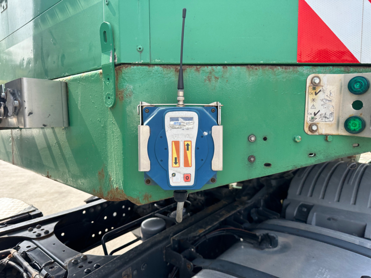 GOLDHOFER STZ-2 VL Tieflader - Lavloader semitrailer: bilde 3 GOLDHOFER STZ-2 VL Tieflader - Lavloader semitrailer: bilde 3