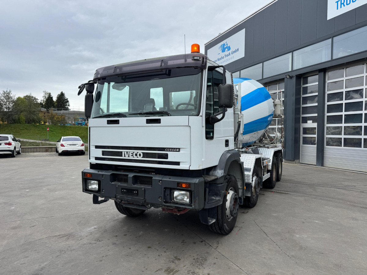 IVECO 440 Cursor 8x4 Liebherr - Betongbil: bilde 1 IVECO 440 Cursor 8x4 Liebherr - Betongbil: bilde 1